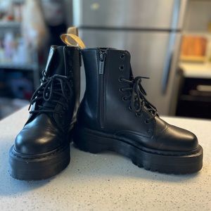 Dr. Martens Jadon II Boot Mono Platforms, Size Women’s 8